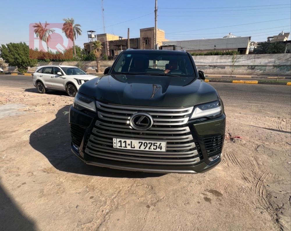 لێکزس LX